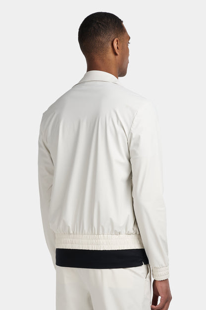 DIE REISEJACKE