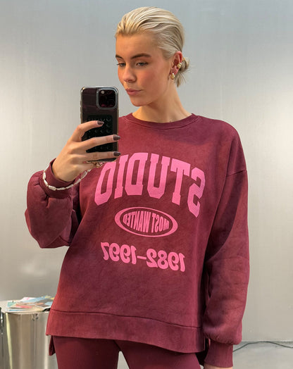 STUDIO MW ACID SWEATER CHERRY