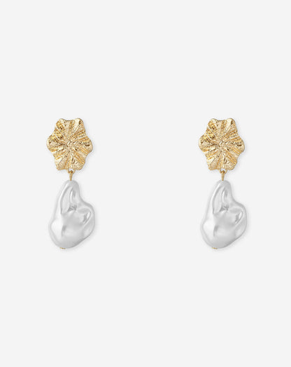 ROSY PEARL EARRINGS