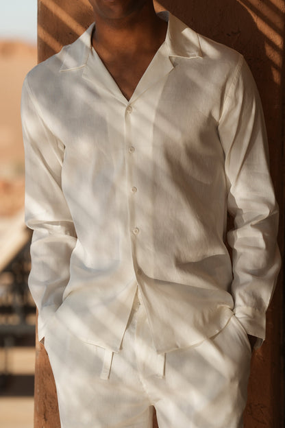 DAS LEINEN-LANGARMSHIRT