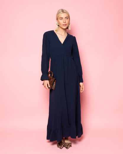 MOUSSELINE MAXI RUFFLE DRESS MARINEBLAUW