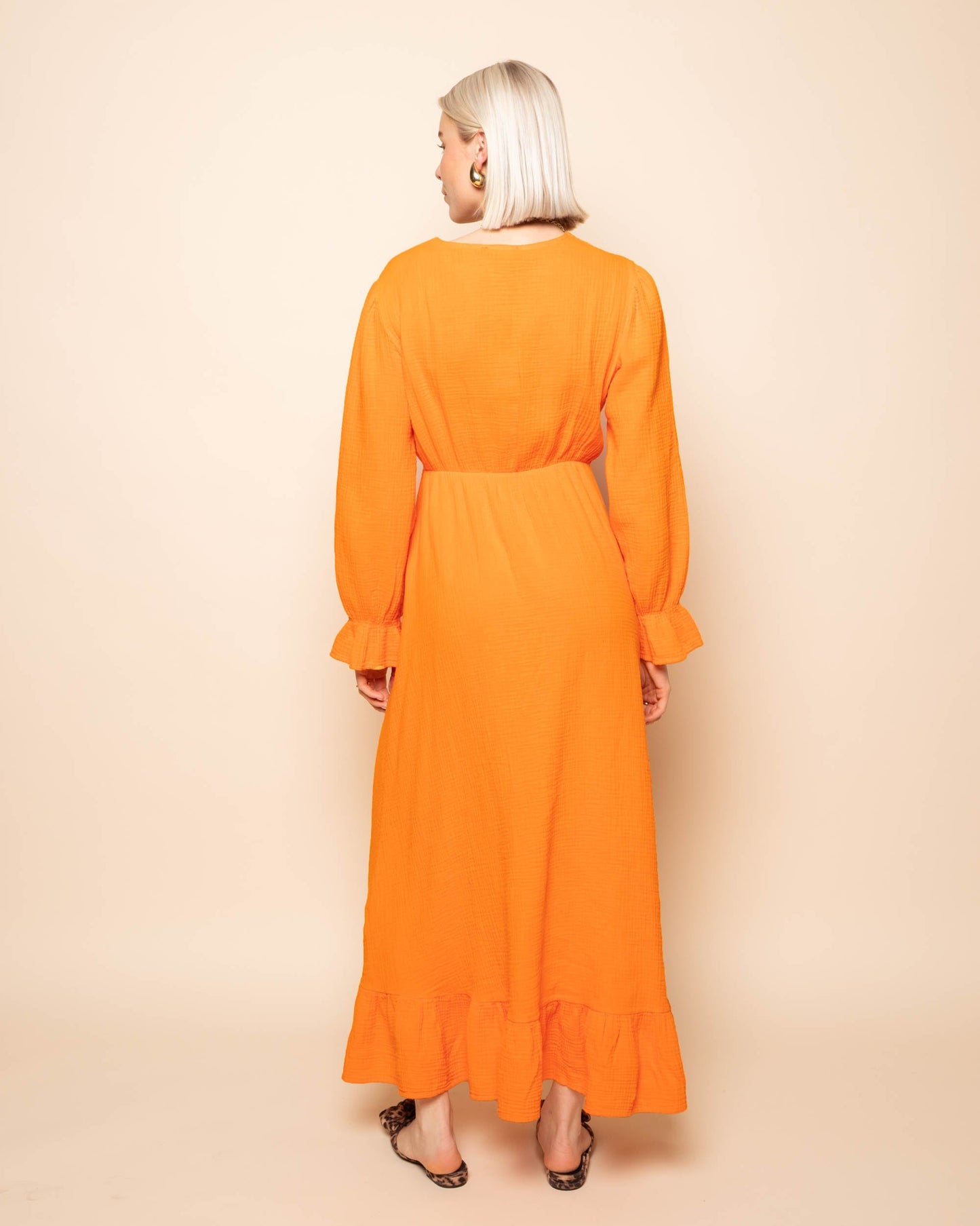 MOUSSELINE MAXI RUFFLE DRESS ORANJE