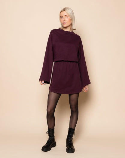 STEFFIE SWEATER DRESS DONKER BURGUNDY