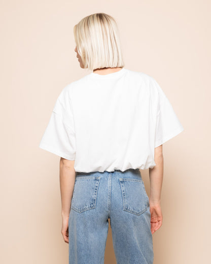 CROPPED BUBBLE HEM TEE CRÈME