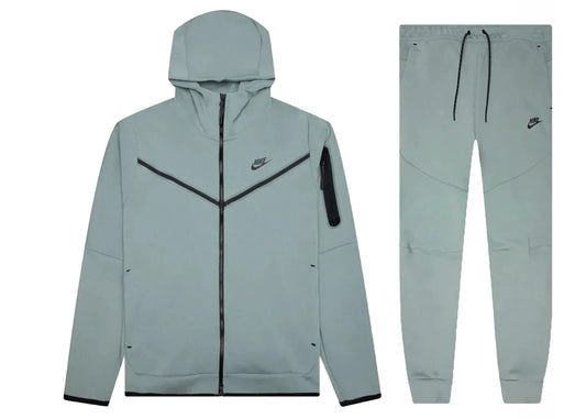 Nike Sportswear Tech Fleece-Set aus Hoodie und Jogginghose, Micagrün/Schwarz | 1 + 1 gratis