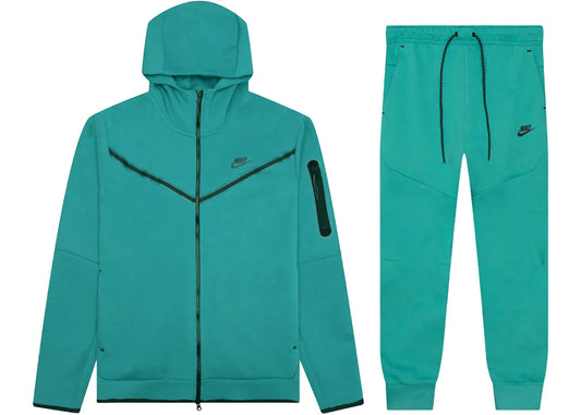 Nike Sportswear Tech Fleece-Set aus Hoodie und Jogginghose, Mineralblaugrün/Schwarz | 1 + 1 gratis