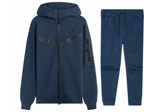 Nike Sportswear Tech Fleece-Set aus Hoodie und Jogginghose, Mitternachtsmarineblau/Schwarz | 1 + 1 gratis