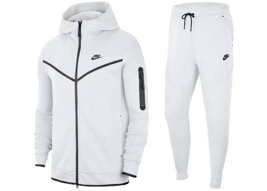 Nike Sportswear Tech Fleece-Set aus Hoodie und Jogginghose, Weiß/Schwarz | 1 + 1 gratis