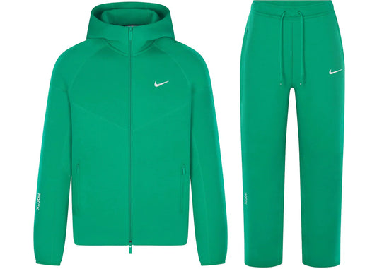 Nike x NOCTA Tech Fleece-Set aus Hoodie und Jogginghose, Stadiumgrün/Segel | 1 + 1 gratis