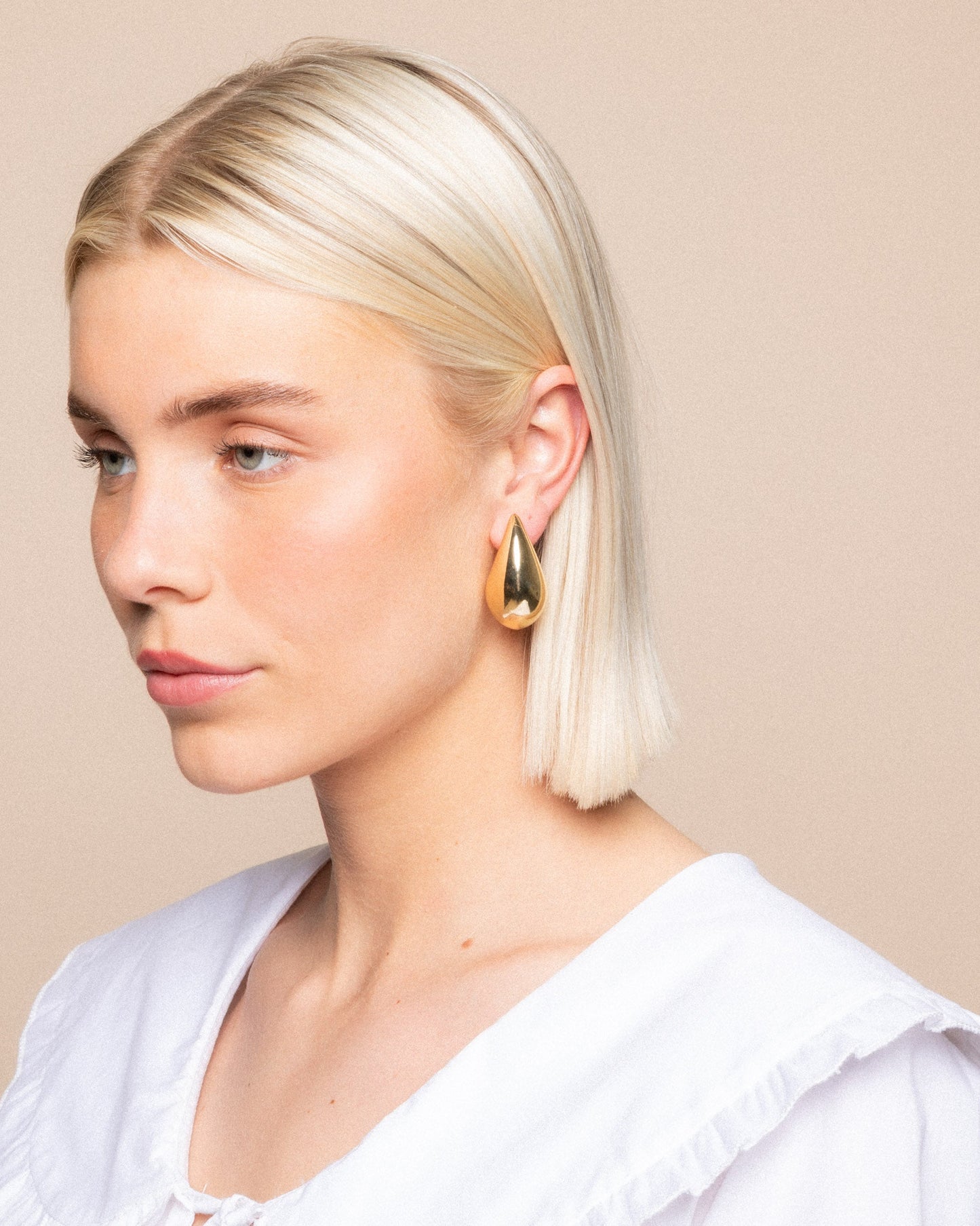 BIG TEARDROP EARRINGS