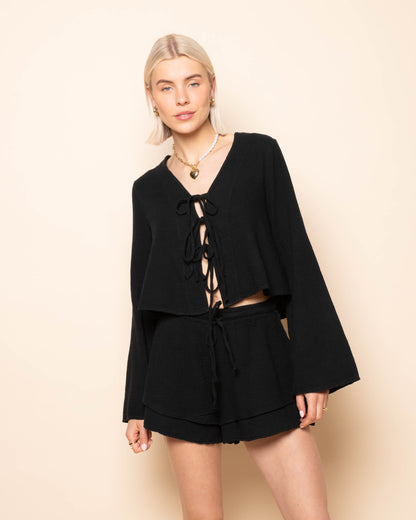 TARA MOUSSELINE SHORTS ZWART
