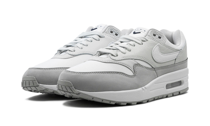 Nike Air Max 1 '87 LX Helles Rauchgrau
