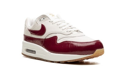 Nike Air Max 1 LX Team Rot
